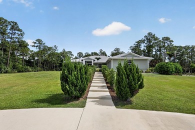 2021-built luxury CBS estate on 2.5 fully fenced acres in - photo 3