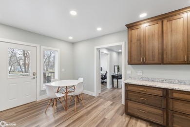 This property combines the convenience of town with the freedom - photo 11
