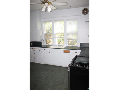 Charming Colonial-style home full of old-world character - photo 22