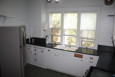 Charming Colonial-style home full of old-world character - photo 23