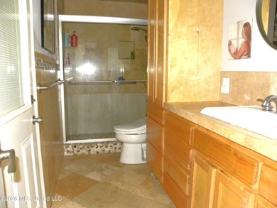 If you're looking for a home in the highly sought-after Bayou - photo 27