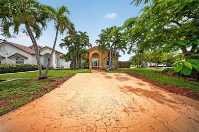 Beautifully remodeled 2-bedroom, 2-bath corner single-family - photo 4