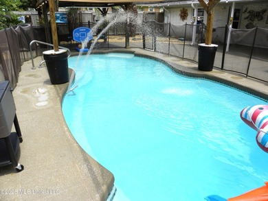 If you're looking for a home in the highly sought-after Bayou - photo 35