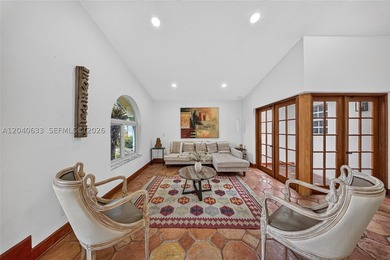 Beautifully remodeled 2-bedroom, 2-bath corner single-family - photo 6