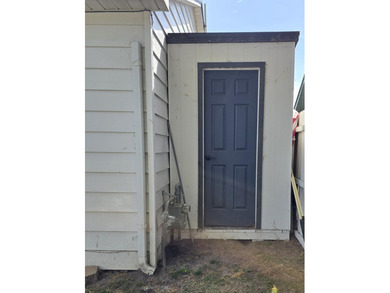 Enjoy waterfront living in this charming 2-bedroom, 1-bath home - photo 10