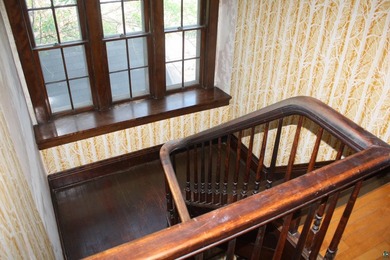 Charming Colonial-style home full of old-world character - photo 49