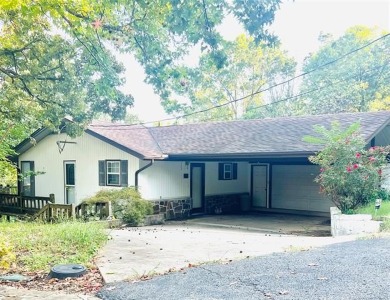 Lake Tenkiller Home For Sale in Gore Oklahoma