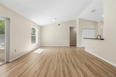 Welcome home to this charming and well-maintained 2-bedroom - photo 12