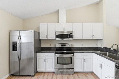 Welcome home to this charming and well-maintained 2-bedroom - photo 19