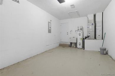 Welcome home to this charming and well-maintained 2-bedroom - photo 36