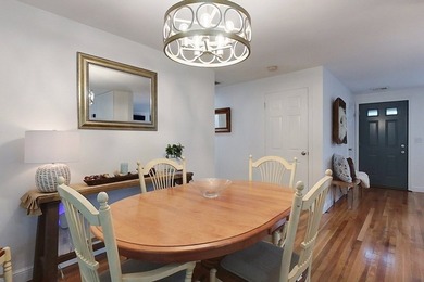 Enjoy this beautifully updated Ranch set on a corner lot w/ - photo 6