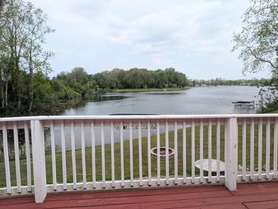 Affordable LAKE living with room to grow! This fantastic - photo 12