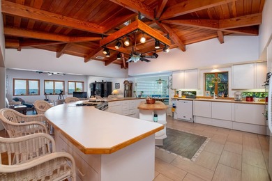 Morton Manor is a timeless estate nestled along the Gulf's bay - photo 13