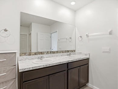 Well-maintained 4-bedroom, 2-bath home in the growing Creekside - photo 15