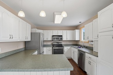 Affordable LAKE living with room to grow! This fantastic - photo 17