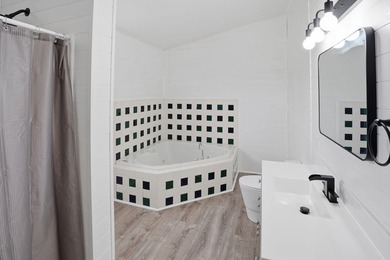 Affordable LAKE living with room to grow! This fantastic - photo 31