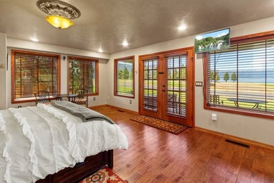 ENTERTAINERS DREAM LAKE VIEW HOME! Located in the highly sought - photo 32