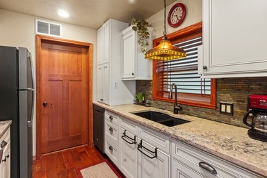 ENTERTAINERS DREAM LAKE VIEW HOME! Located in the highly sought - photo 36