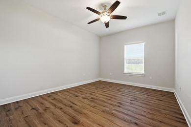 New construction home in Valparaiso near Niceville, Eglin Air - photo 38