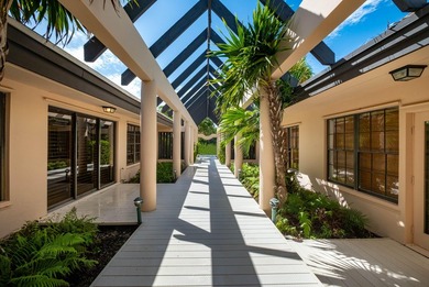 Morton Manor is a timeless estate nestled along the Gulf's bay - photo 51