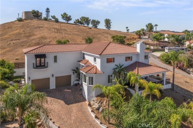 Lake Home For Sale in Canyon Lake, California