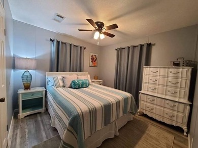 Welcome to this beautifully updated and meticulously maintained - photo 12