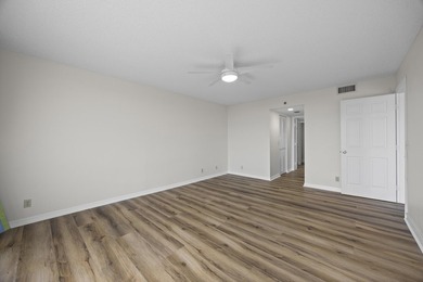 RARE 3 BEDROOM/2BATH CORNER UNIT WITH TWO GARAGES! Step inside - photo 14