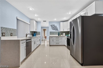 Welcome to this beautifully updated POOL HOME in the heart of SE - photo 16