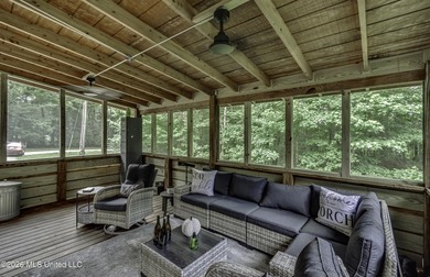 Welcome home to your own little slice of Mississippi paradise - photo 16