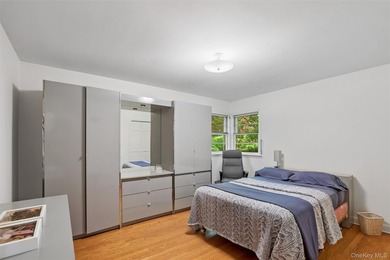 Charming ranch on half acre in Harborfields school district. 3 - photo 18
