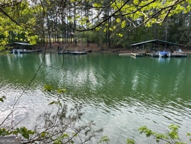 Lake Hartwell Lot For Sale in Hartwell Georgia