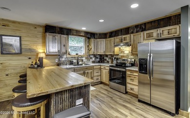 Welcome home to your own little slice of Mississippi paradise - photo 23