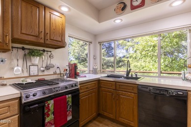 Private Gated Riverfront Home on the Siletz River. Fishing - photo 25