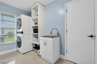 Welcome to this beautifully updated POOL HOME in the heart of SE - photo 26