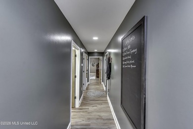 Welcome home to your own little slice of Mississippi paradise - photo 30