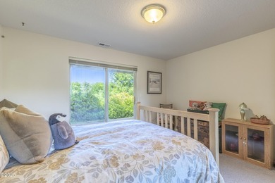 Private Gated Riverfront Home on the Siletz River. Fishing - photo 36