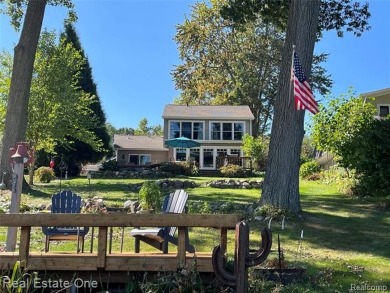 Lake Home Sale Pending in Davisburg, Michigan