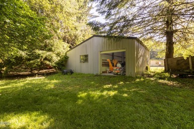 Private Gated Riverfront Home on the Siletz River. Fishing - photo 44