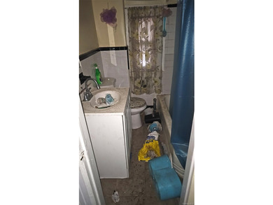 If you are looking for a property to renovate with an excellent - photo 11