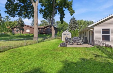 Beautiful One-Level Living at its finest...Spacious 2 Bedroom 2 - photo 16