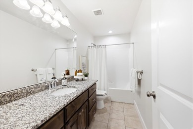 Enjoy the convenience of living near shopping, bus stops, parks - photo 17