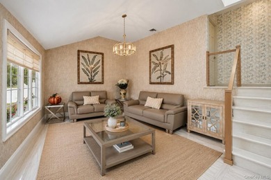 Welcome home to 939 Manor Lane in Bay Shore. This meticulously - photo 18