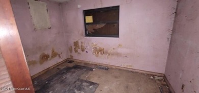Many financing options available. Close to jobs, schools, and - photo 20
