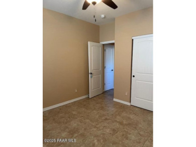 MOTIVATED SELLERS!! Discover Your Prescott Retreat! Take in