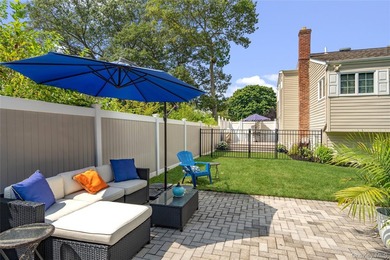 Welcome home to 939 Manor Lane in Bay Shore. This meticulously - photo 40