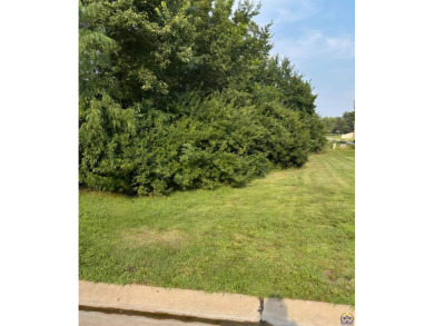 Lake Lot For Sale in Topeka, Kansas