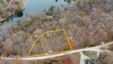 Spring Lake Lot For Sale in Crossville Tennessee
