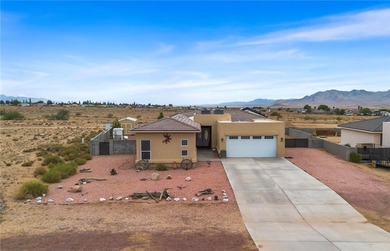 Beautifully maintained 3-bedroom, 2.5-bath home located in the - photo 2