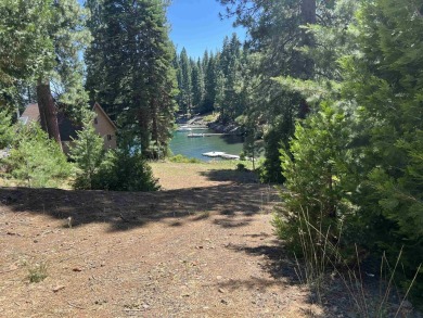 Lake Almanor Lot For Sale in Lake Almanor California