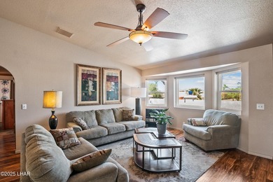 Discover comfort, versatility, and beautiful views in this 3 - photo 6